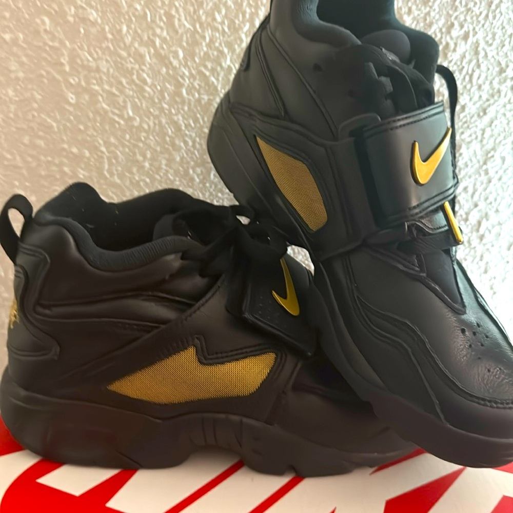 Nike Air “Diamond Turf” exclusives size 7 men (8 1/2 women)